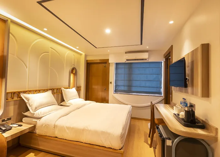 Ananta Hotel